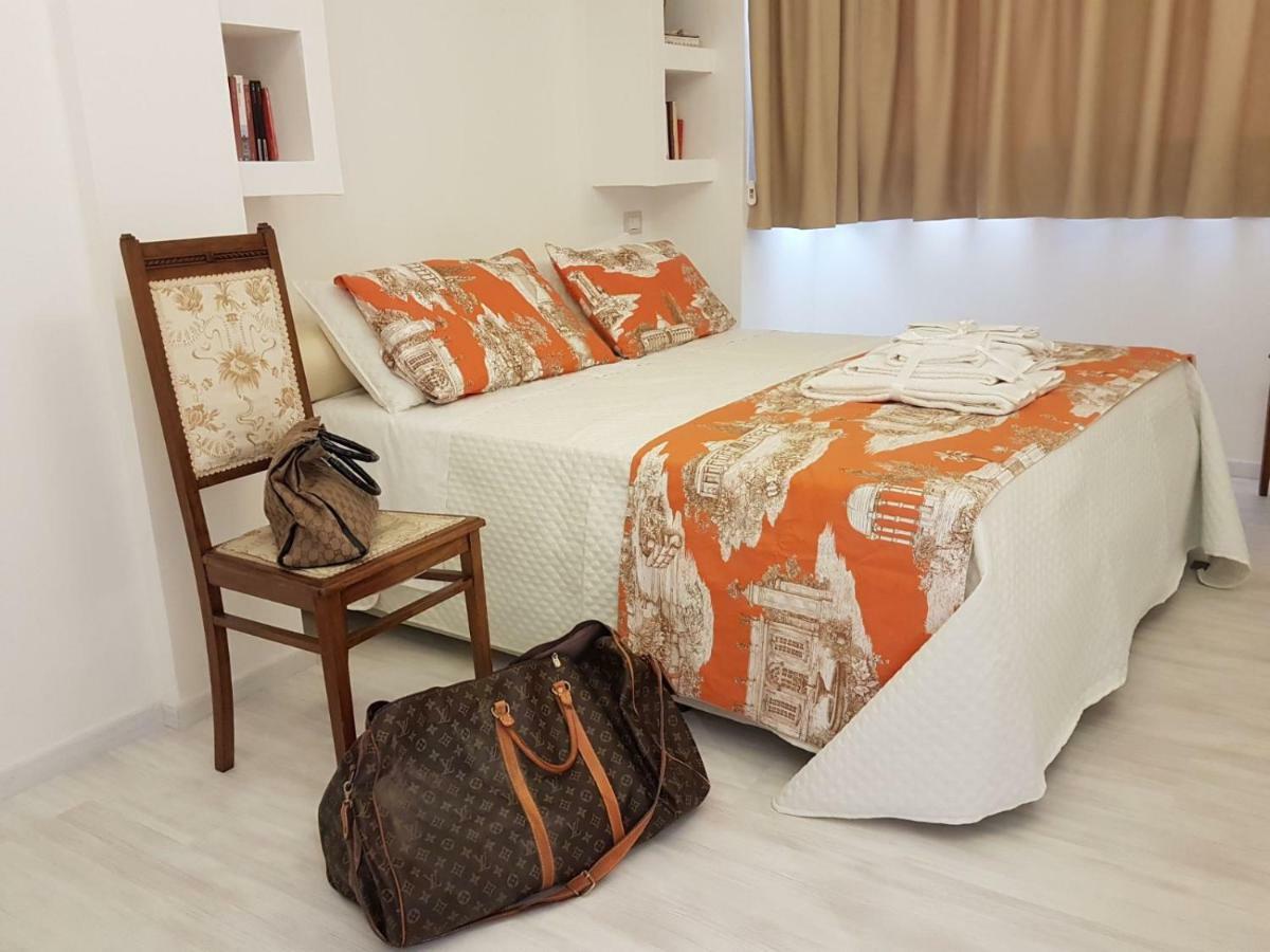 Sky And Sea Apartment Каляри Екстериор снимка