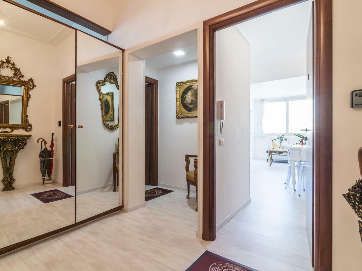 Sky And Sea Apartment Каляри Екстериор снимка