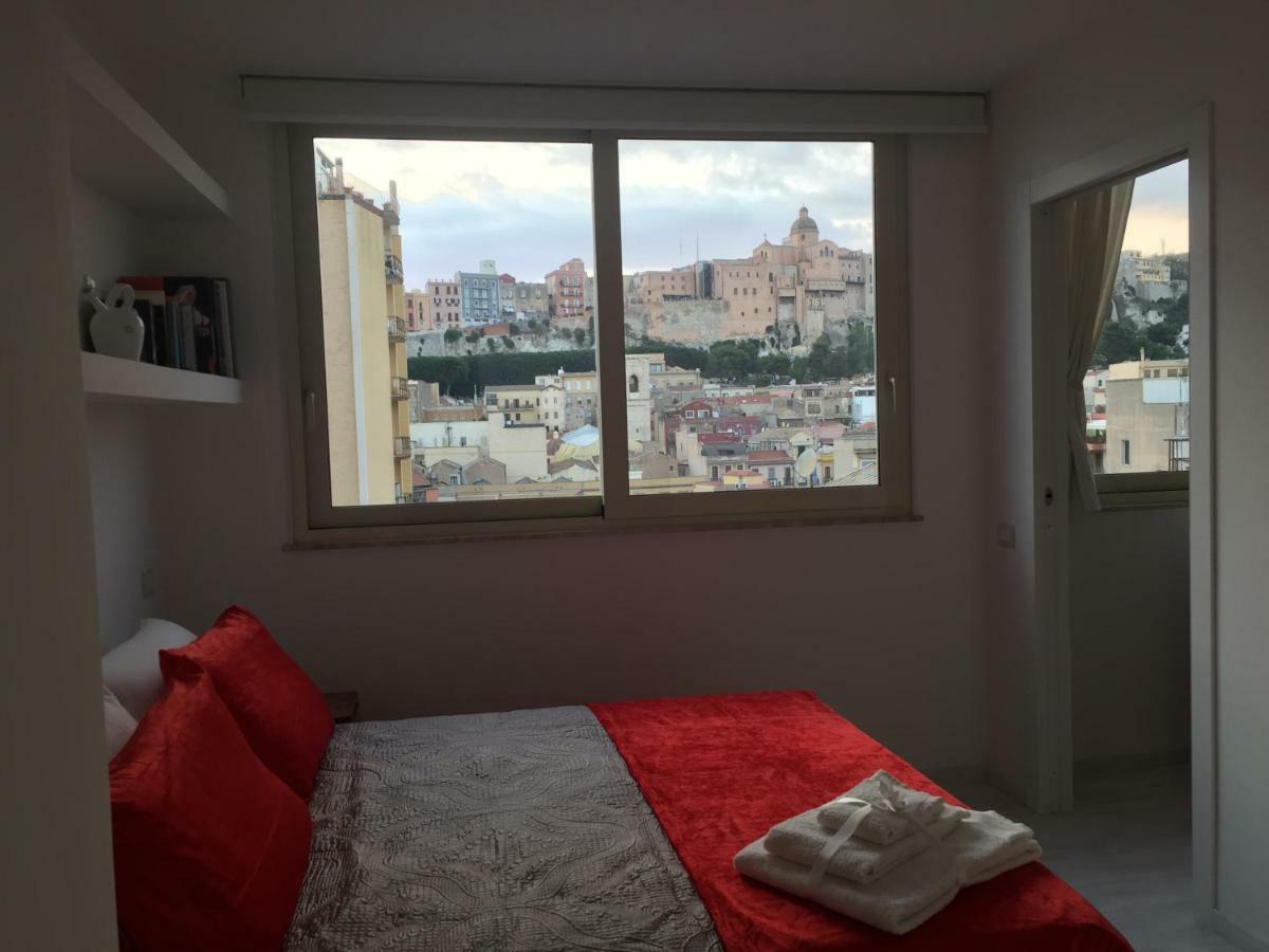 Sky And Sea Apartment Каляри Екстериор снимка
