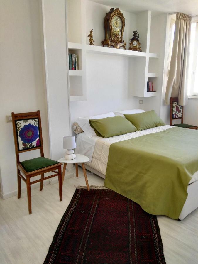 Sky And Sea Apartment Каляри Екстериор снимка
